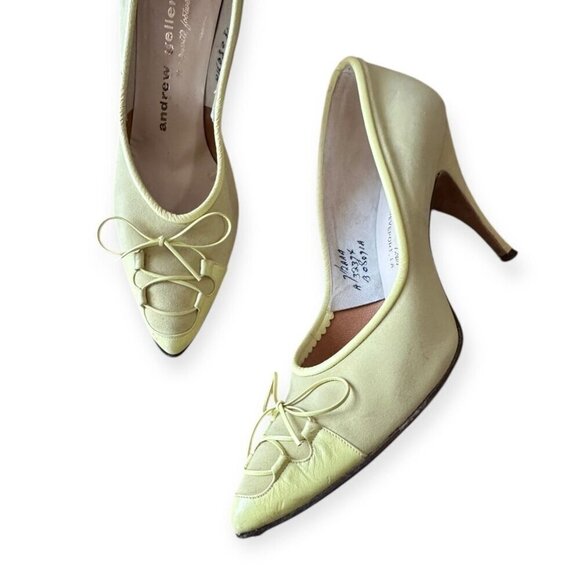 Andrew‎ Geller Yellow pumps. Soft Pointed Toe,  Size 7 1/2 AAA Narrow, Vintage - Picture 1 of 16